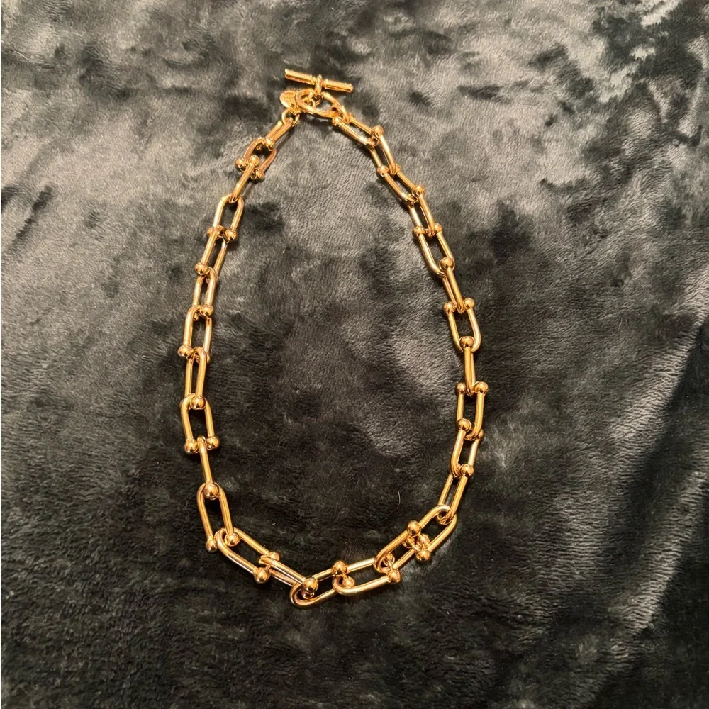 Gold Chain Link Necklace - Picture 1 of 4